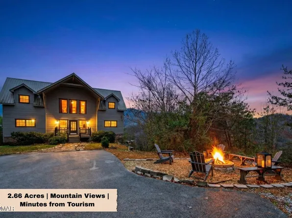 1118 Eagle Pointe Way, Pigeon Forge, TN 37863