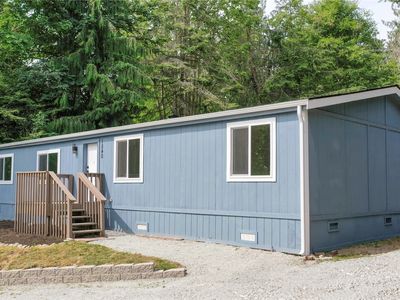 1540 Lake Dr, Camano Island, WA, 98282
