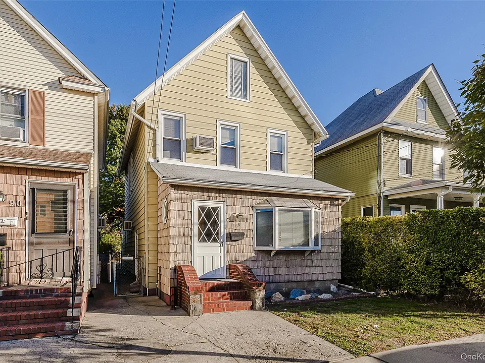88 Searing Ave