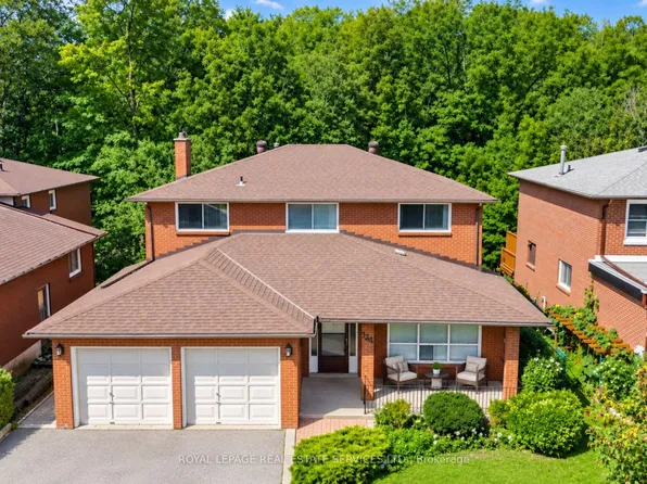 124 Stilecroft Dr, Toronto, ON M3J 1A9