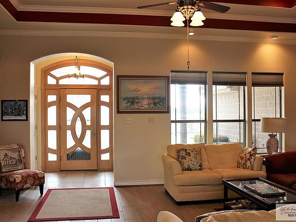 3rd image of 1179 Fairway Ln