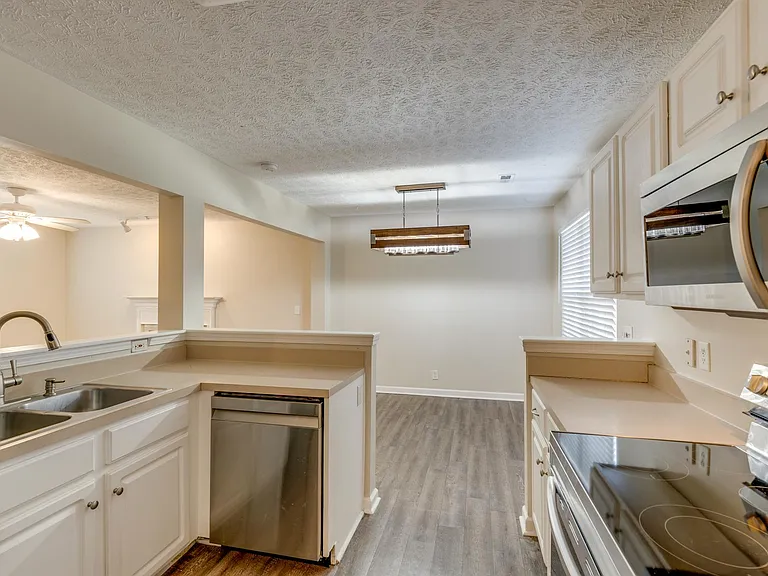 3412 Haynes Cv — Photo 13