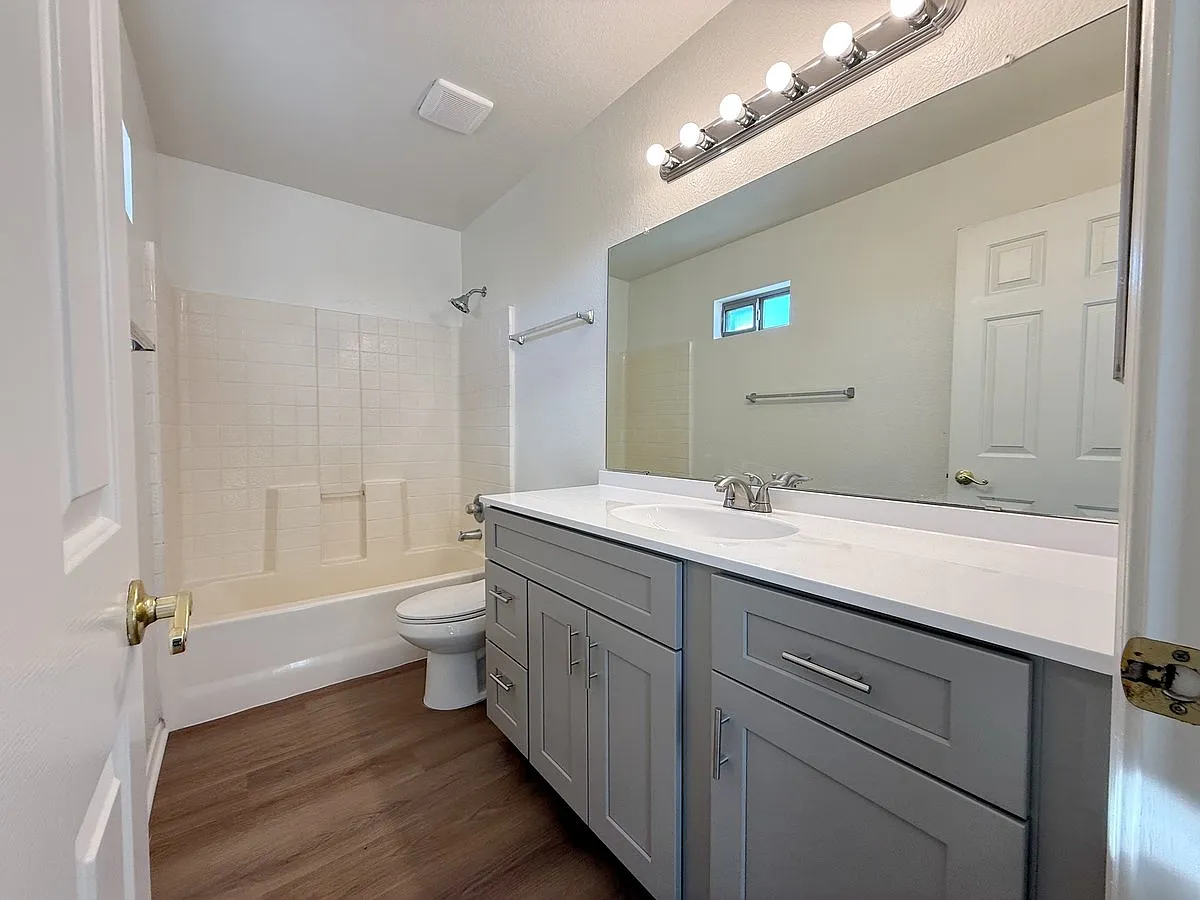 11171 W. Griswold Rd. — Photo 4