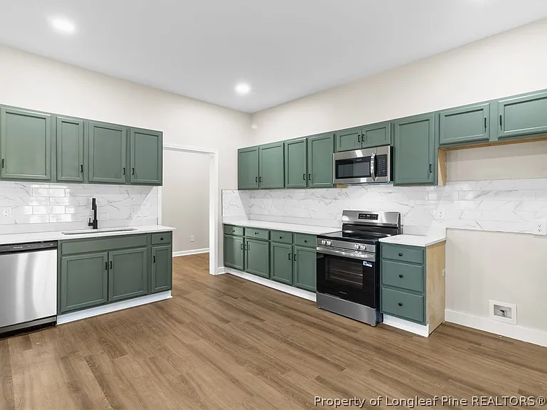 503 W Harnett St — Photo 12
