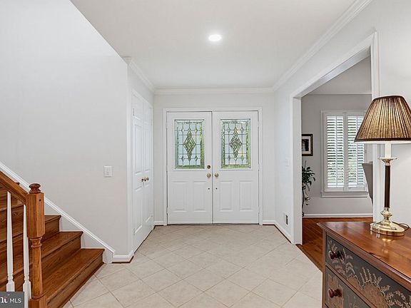 3rd image of 1311 Tulip Poplar Ln