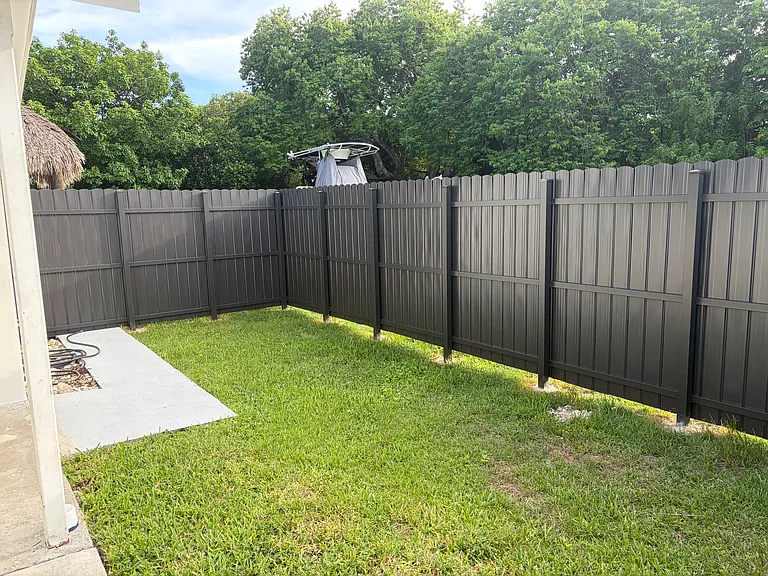 13650 SW 107th Ave — Photo 13