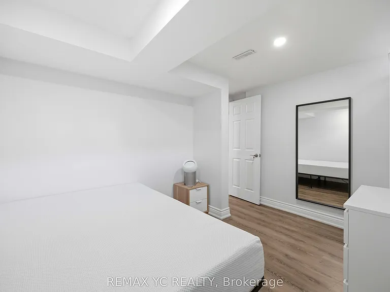 140 Laramie Cres #BASEMENT — Photo 11