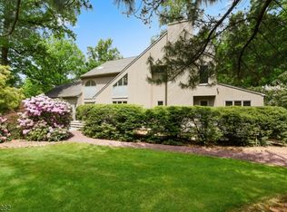 63 Hickory Dr, Basking Ridge, NJ 07920