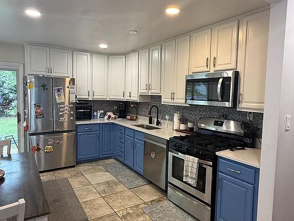2nd image of 4125 Gardensen Dr