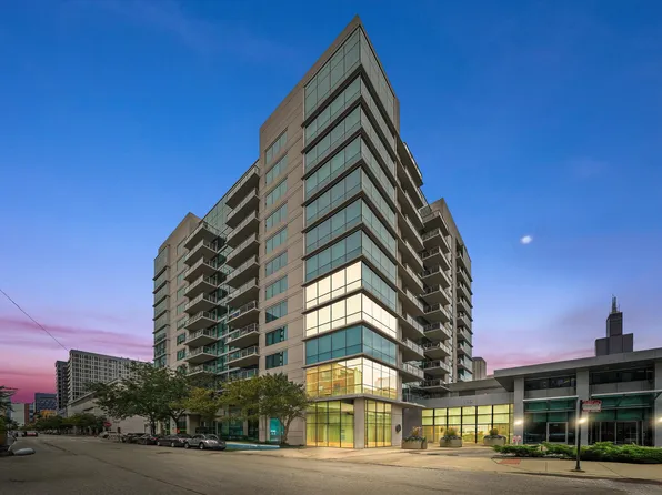 125 S Green St APT 806A, Chicago, IL 60607