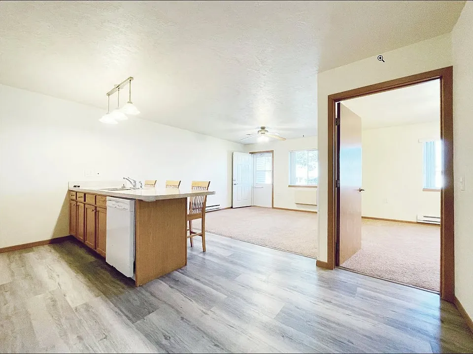 Welcome to Southdale Apartments, where modern living meets comfort. Featuring spacious layouts and contemporary finishes, this inviting community is perfect for your lifestyle. Schedule a tour today and see your new home!