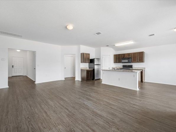 15116 Custis Ln