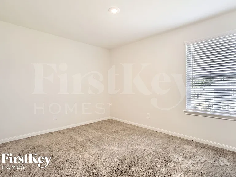 26732 Frost Dr — Photo 20