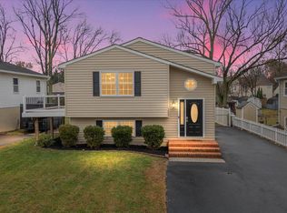 1609 Annapolis Dr, Glen Burnie, MD 21060