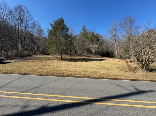 1834 Bristol Ave, Andrews, NC 28901