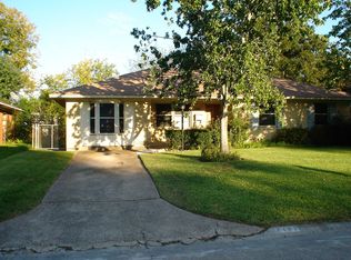 2107 Peach Ln, Pasadena, TX 77502
