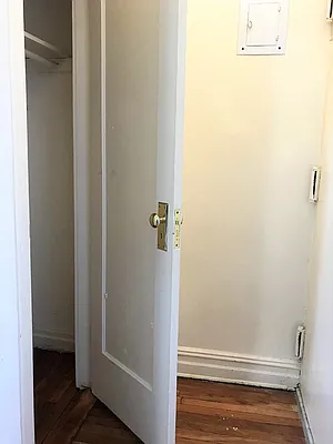 Rented by Lang Realty LLC | media 5