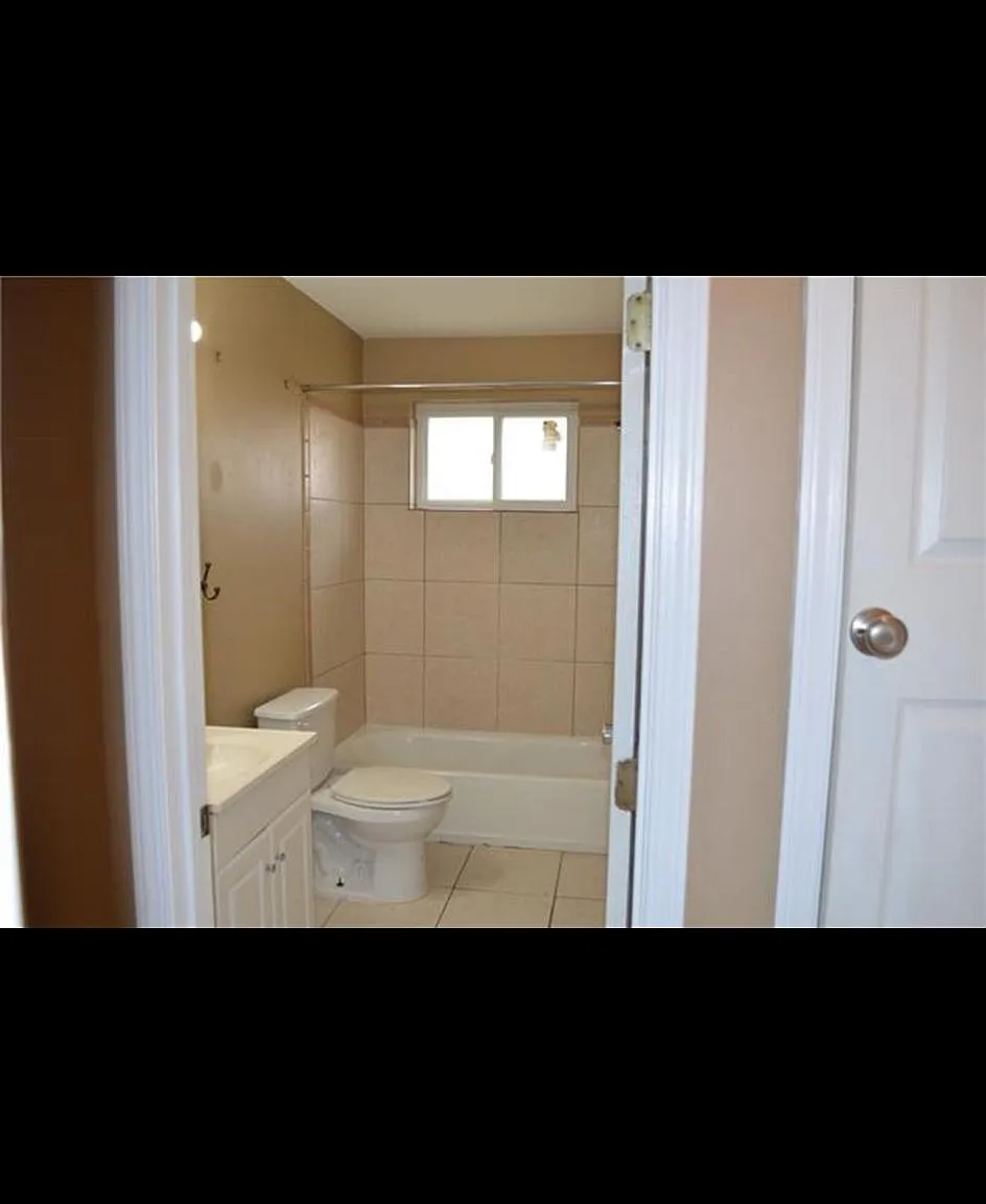 7931 Benson St — Photo 3