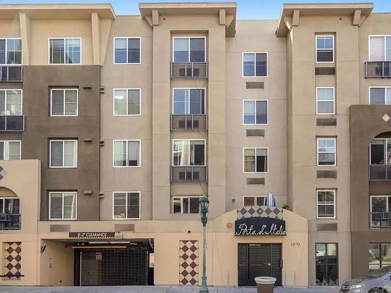 1970 Columbia St #513 — Photo 18