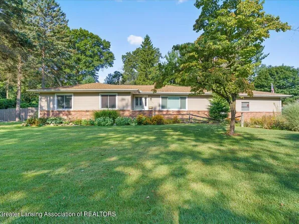630 Gilbert St, Jackson, MI 49202