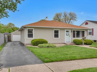 3531 Adams St, Lansing, IL 60438