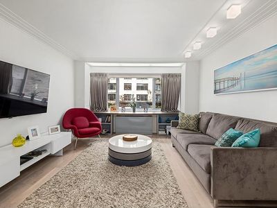 330 E 49th St APT 2D, New York, NY, 10017
