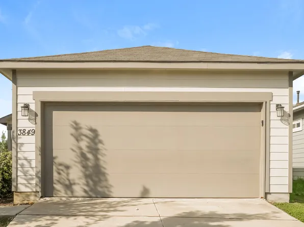 3849 Ivy Path, Saint Hedwig, TX 78152