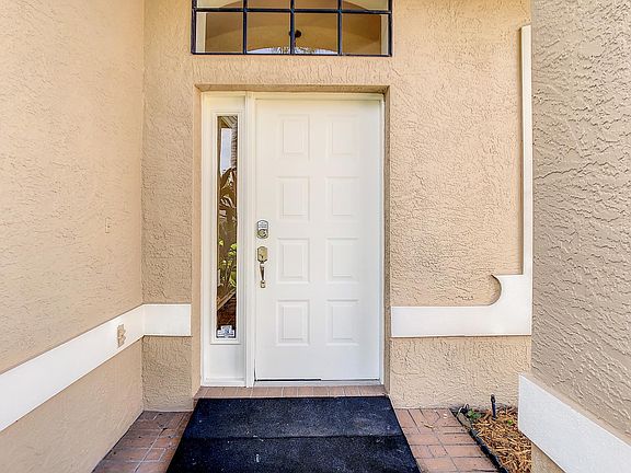 3rd image of 2811 Branch Creek Ave