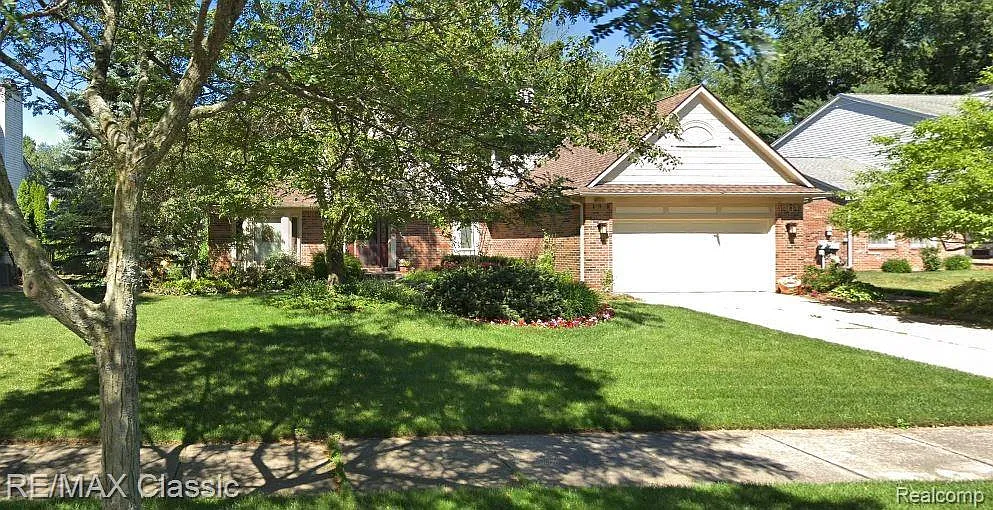 42612 Wimbleton Way photo 1