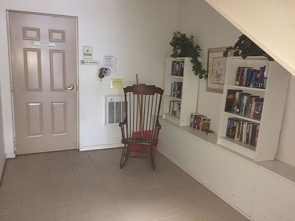 4th image of 1300 Scottsdale Dr Unit 155