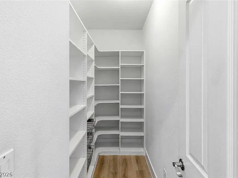 10848 Ickworth Ct — Photo 15