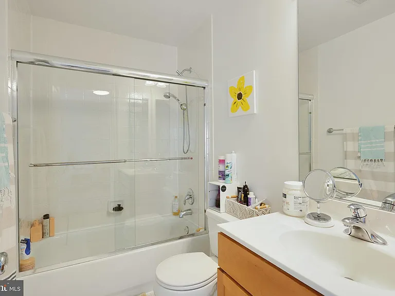 5922 Chesterbrook Rd — Photo 65