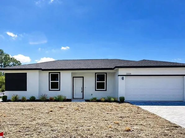 2006 E 6th St, Lehigh Acres, FL 33936