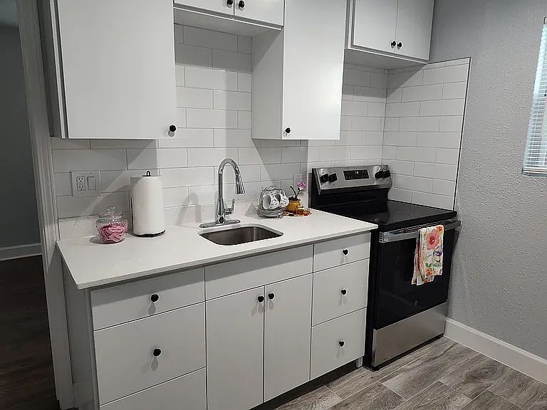 1st image of 5304 Arapahoe St APT 3