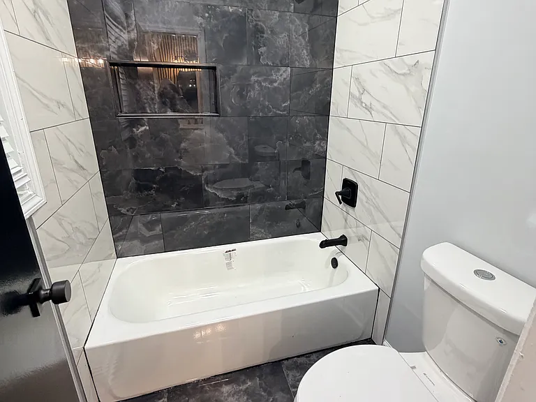 Lovitt Dr — Photo 9