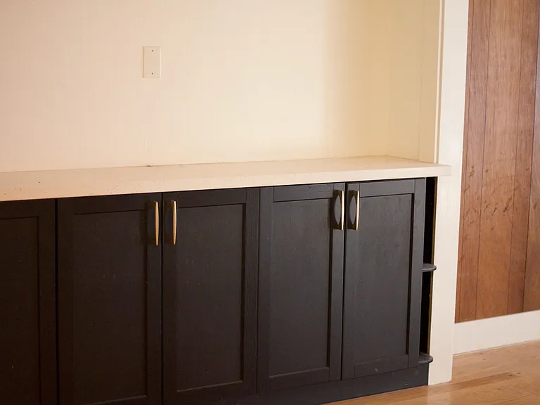 Dining room built-in cabinetry