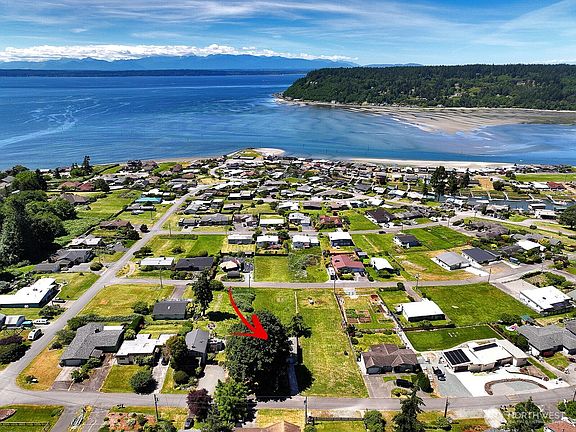 3rd image of 8216 Whidbey Drive