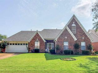 1520 Wolf Pack Dr, Collierville, TN 38017
