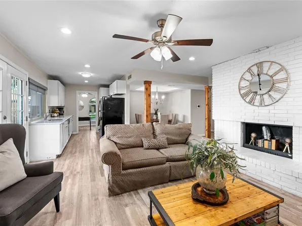 5005 Overton Cir, The Colony, TX 75056