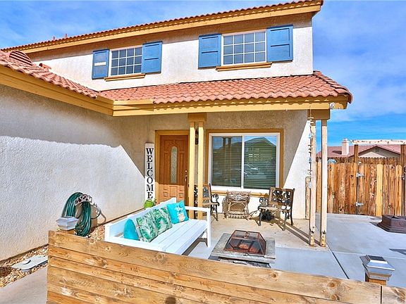 2nd image of 14469 Laguna Ct