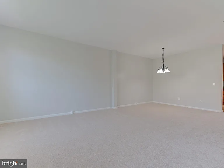 20362 Hartwell St — Photo 6