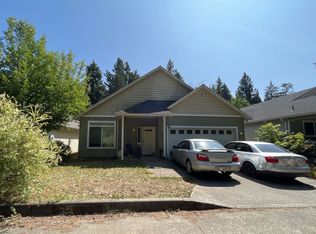 38491 Dubarko Rd, Sandy, OR 97055