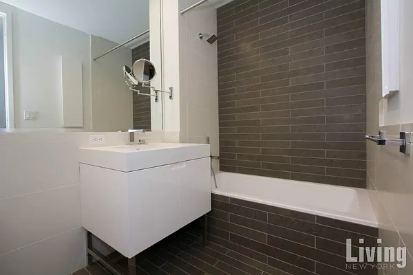 Rented by Living New York | media 11