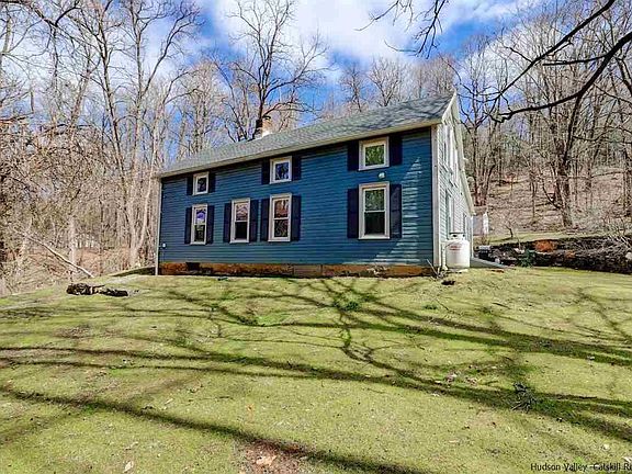 3rd image of 503 Millbrook Dr