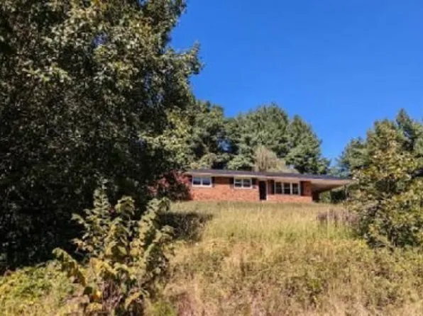 101 Sapphire Dr, Elizabethton, TN 37643