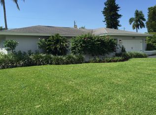 305 Burning Tree Dr, Naples, FL 34105