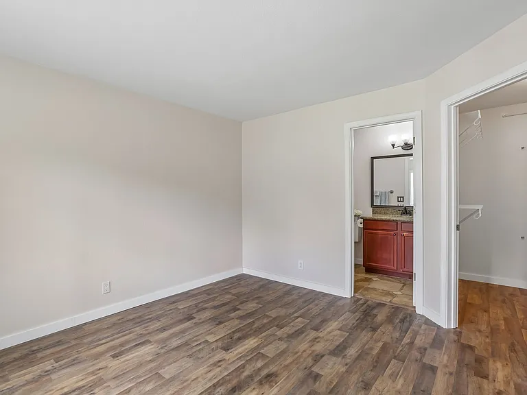 3383 Foxtail Ter — Photo 40