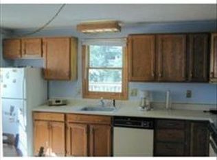 11 Greenhill Farm Rd, Haverhill, MA 01832