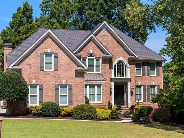 5365 Golden Leaf Trl, Peachtree Corners, GA 30092