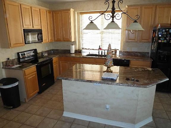 4th image of 11224 Diamond Oaks Ct